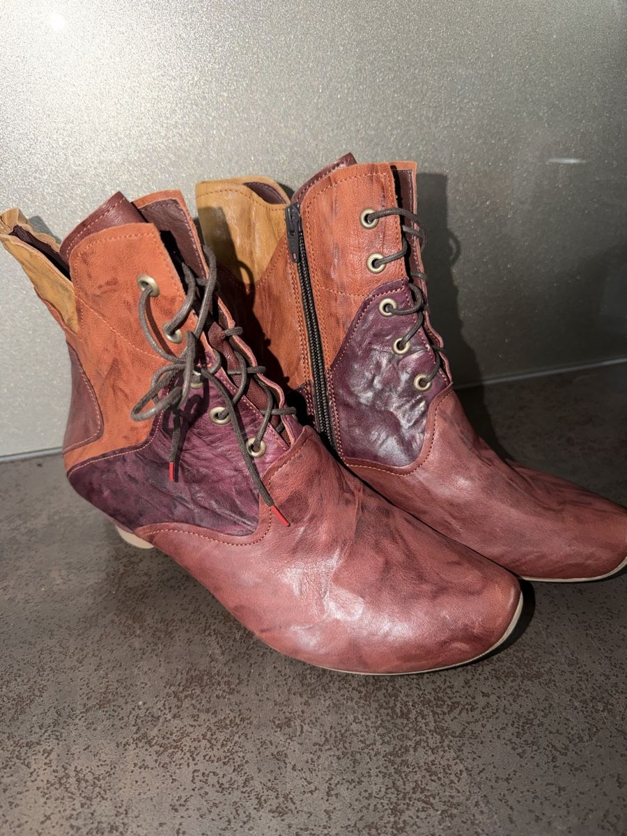 Think Scarpe da donna: Leder Stiefeletten THINK! 39 neu – Nuovo (secondo la descrizione) da Dornach venduto da samuti