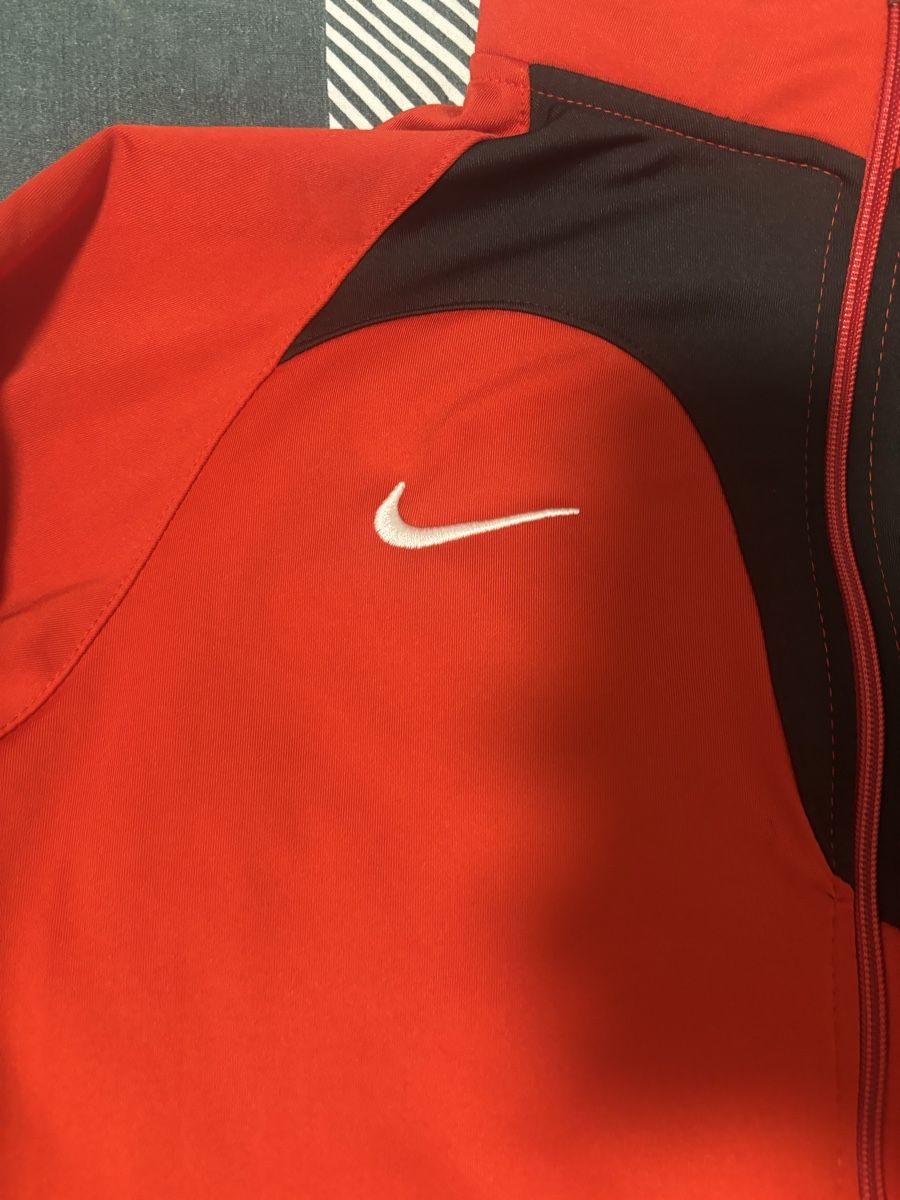 Nike Leibchen & Hosen: Turkey Nike Jumper – Gebraucht aus Lugano von fca_bfs9 2