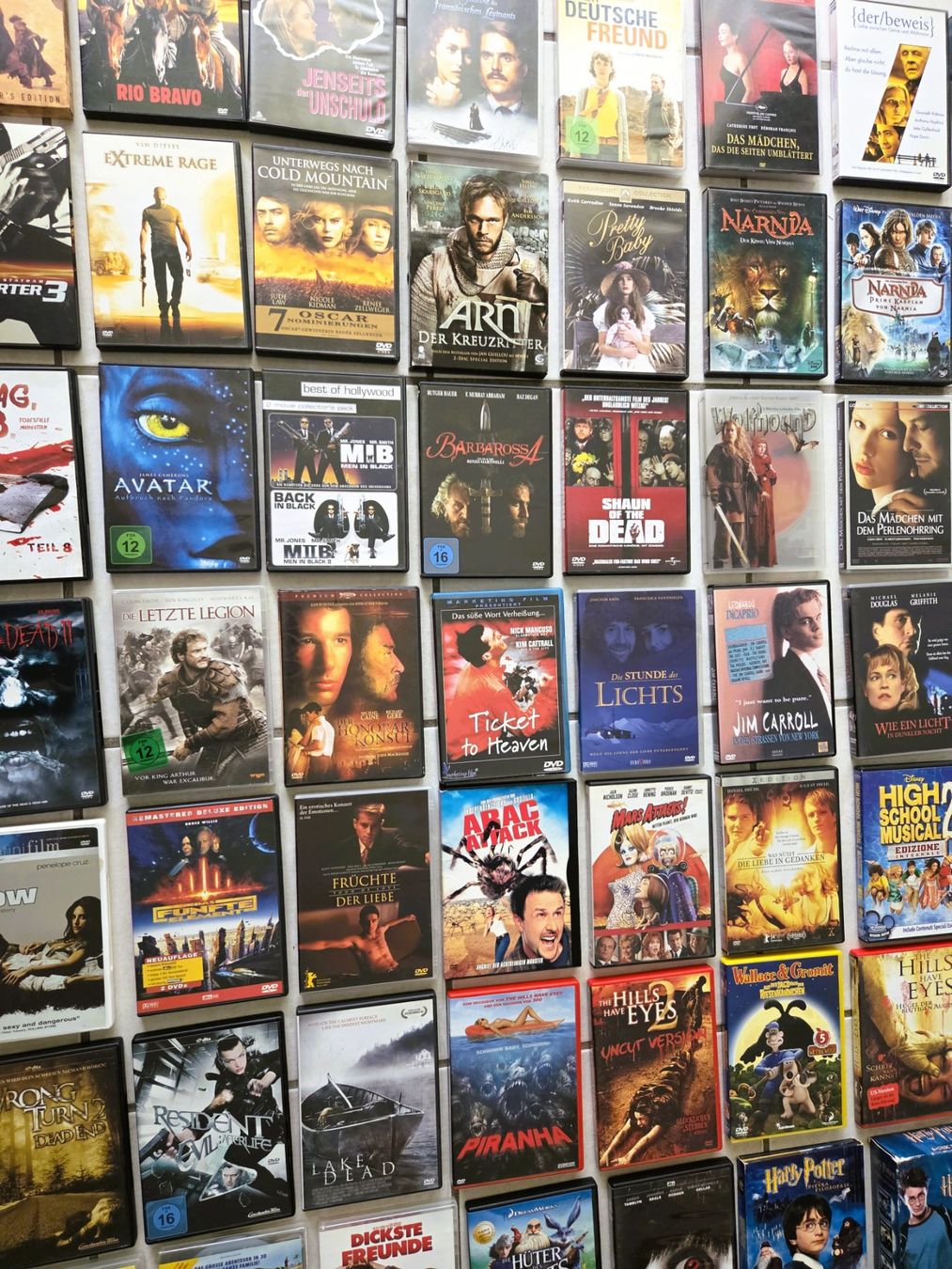 Tutti i DVDs: DVD - SAMMLUNG - BUNT GEMISCHT - TOP FILME – Usato da Brüttisellen venduto da Nighttrain 5