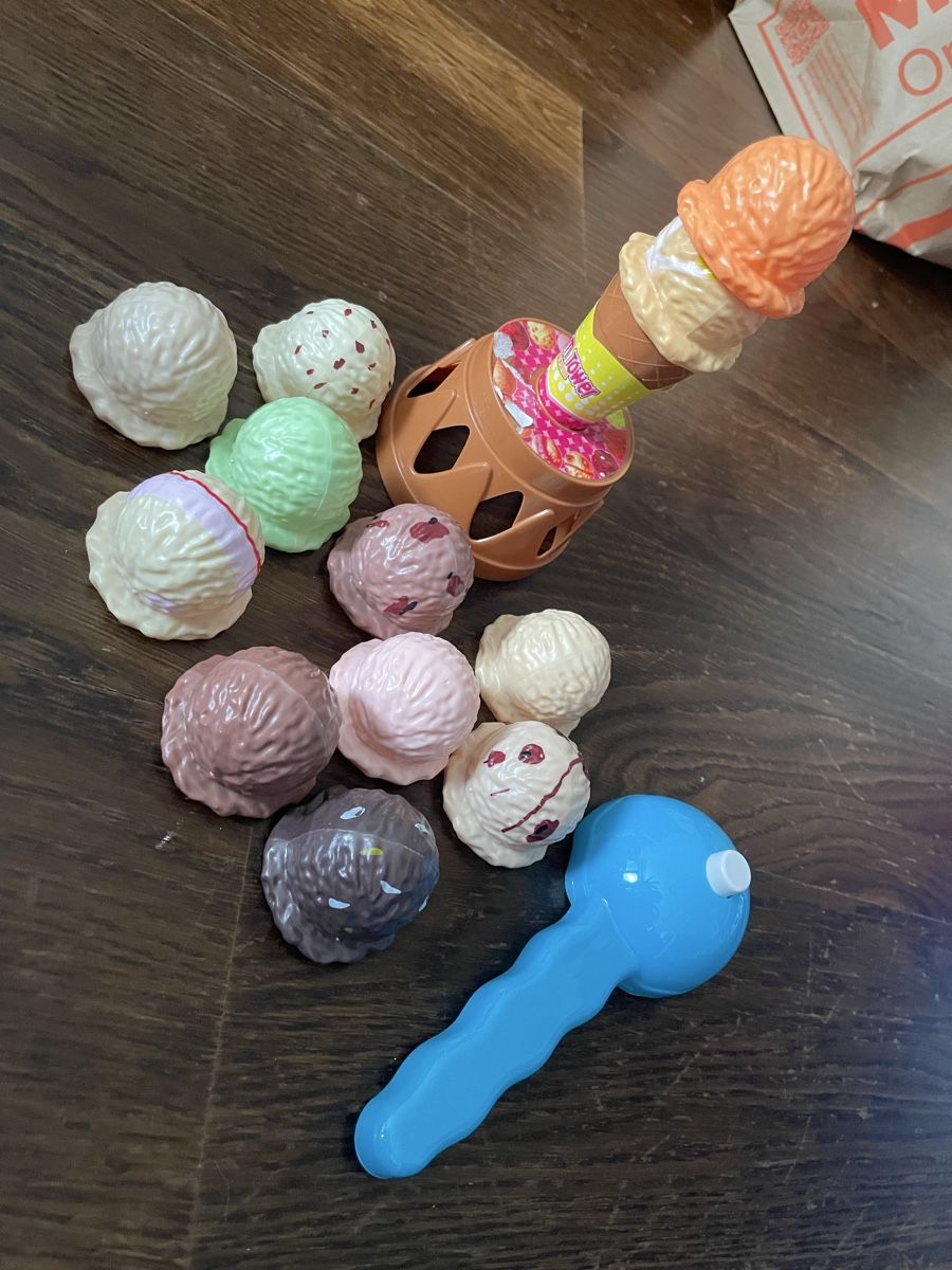 Giocattoli: Ice cream stacking toy – Usato da Rüschlikon venduto da Sukhi_H