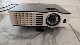 BenQ TH682ST Kurzdistanz Beamer Full HD 1080p / 3000 Lumen