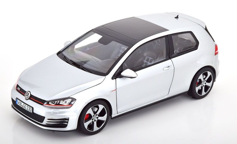 Volkswagen Modellini d'auto: VW GOLF 7 GTI 2013 SILBER 1:18 NOREV – Nuovo e nell'imballaggio originale da Suhr venduto da Moebelsiralfred