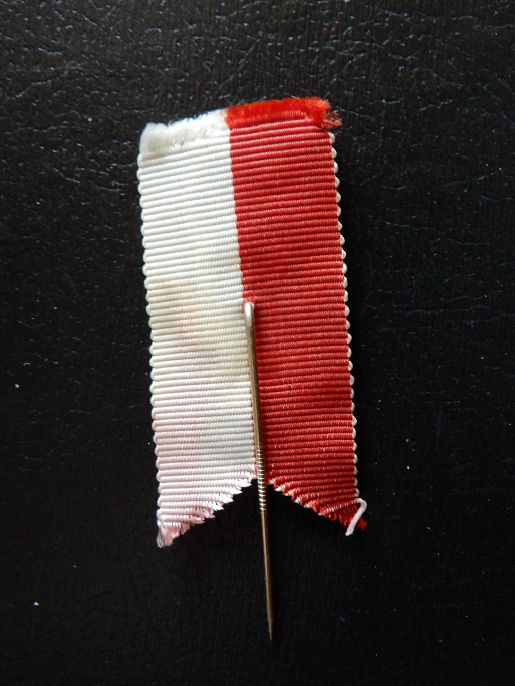 Swiss Placchette & Badge: 1. August Abzeichen 1960 – Usato da Senèdes venduto da Framboise52 1