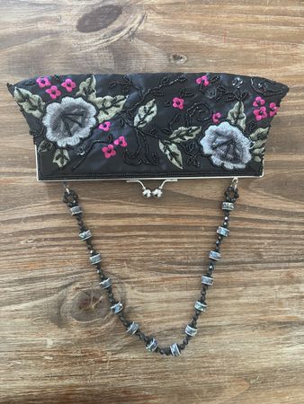 Pochette de soirée Schild noire perles et broderies bon état