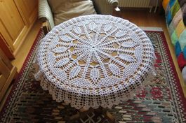 Rundes Häkeldeckchen /weiss/ ca 58 cm