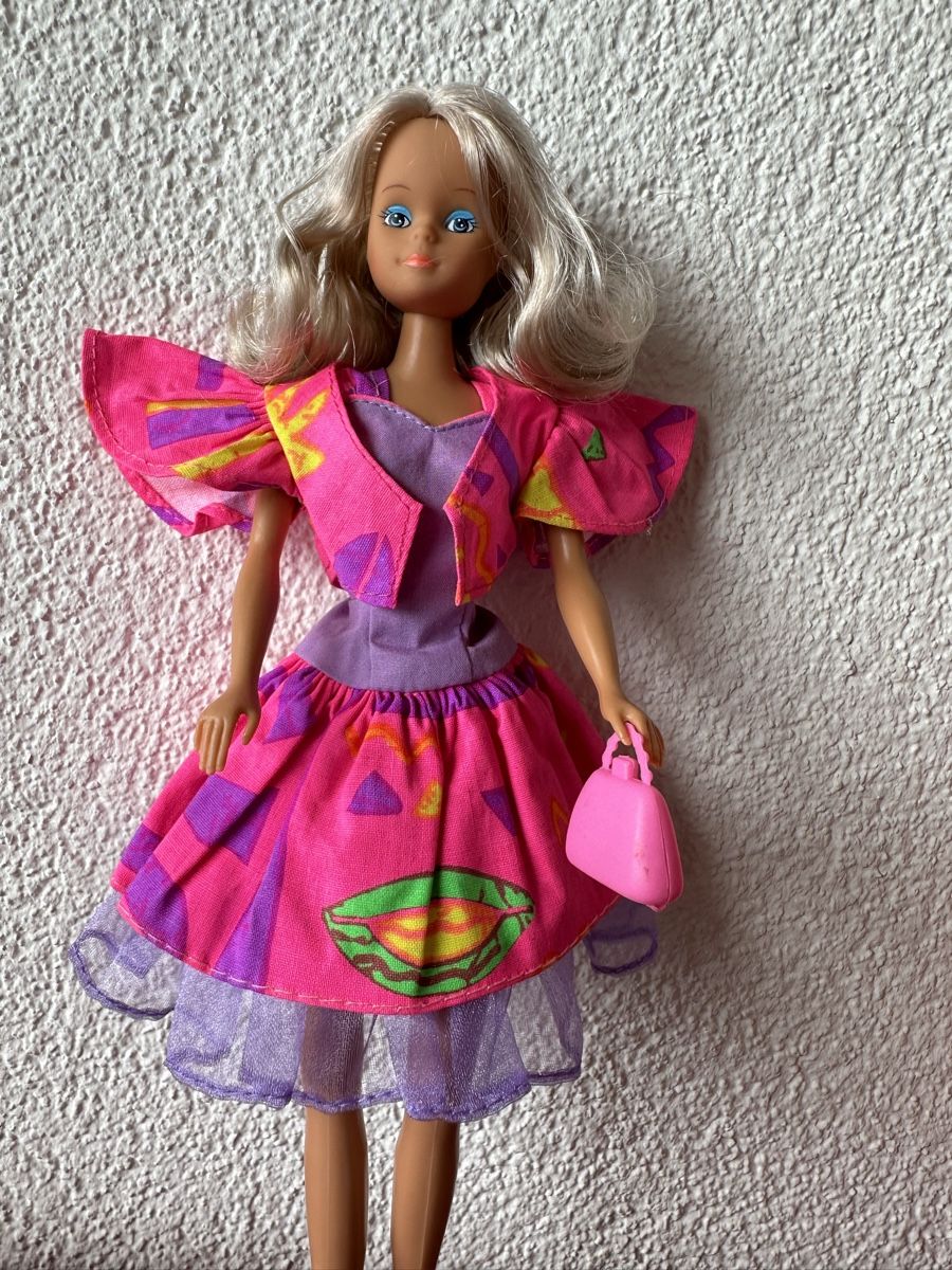 Bambole: Schöne Barbie – Usato da Herbriggen venduto da Sehrazade 1