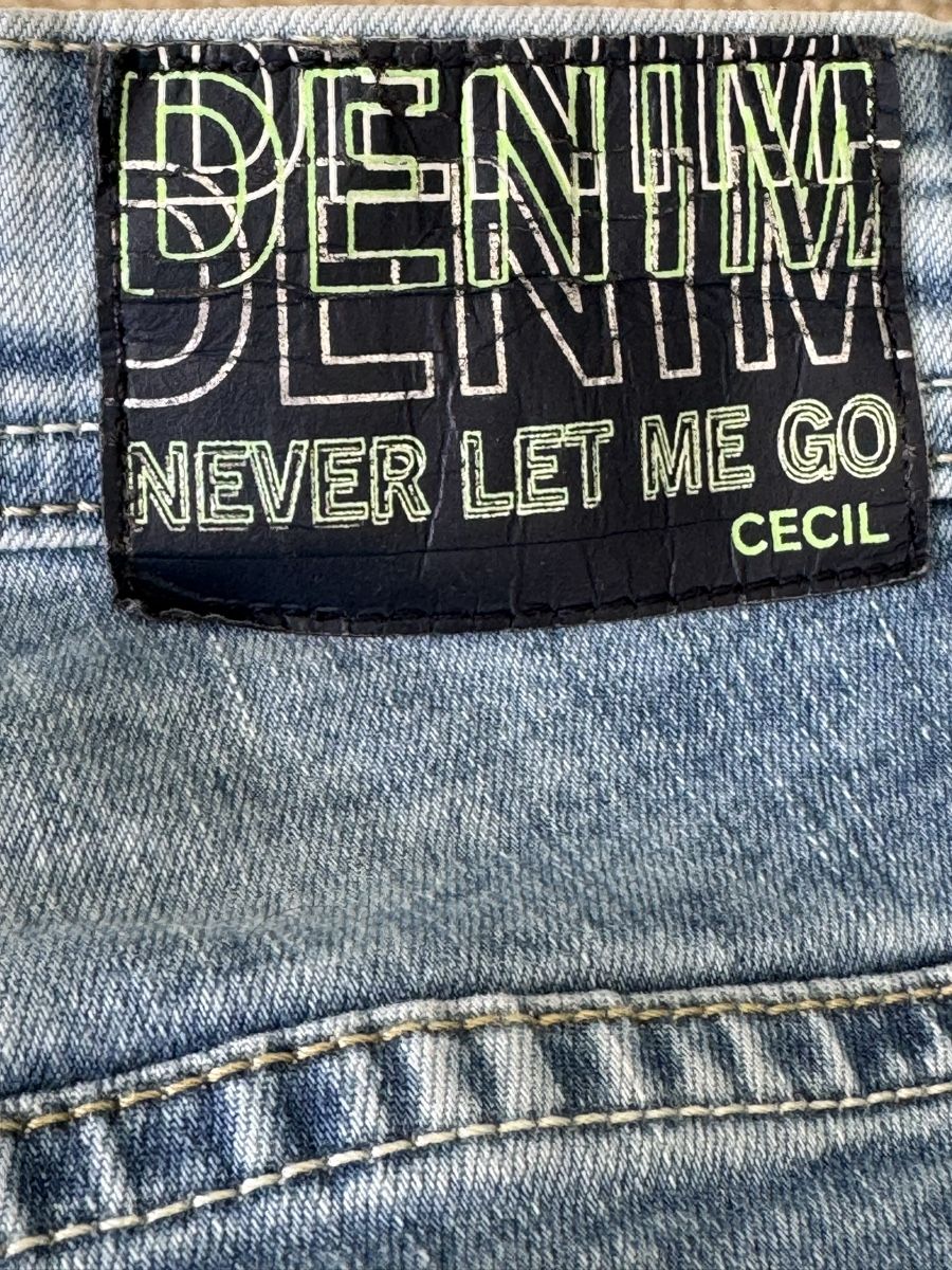Cecil Jeans: Jeans DENIM / Cecil / blau / Gr. 32 – Gebraucht aus Morschach von jeanhenrifabre 1