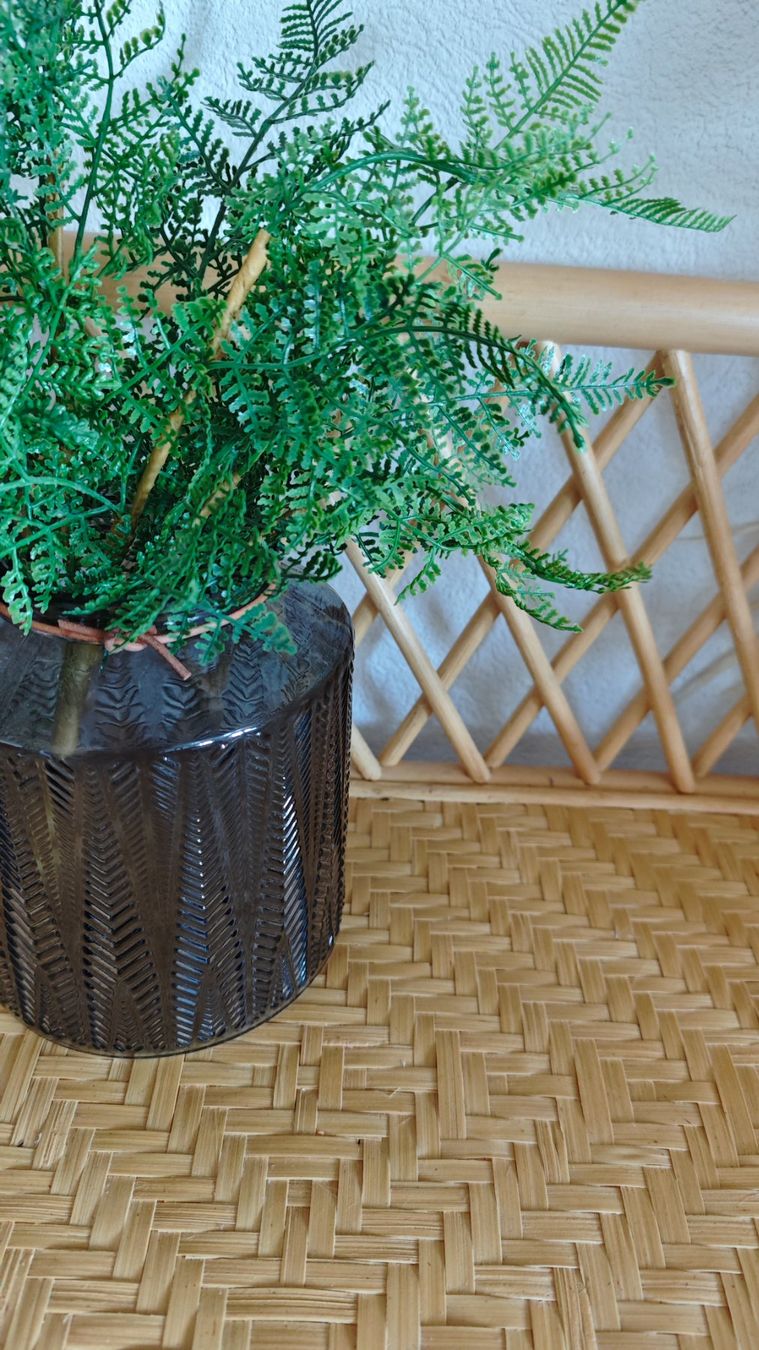 Vasi & Recipienti: Vase avec verdure artificielle – Usato da Hermenches venduto da kar_zj5h 1