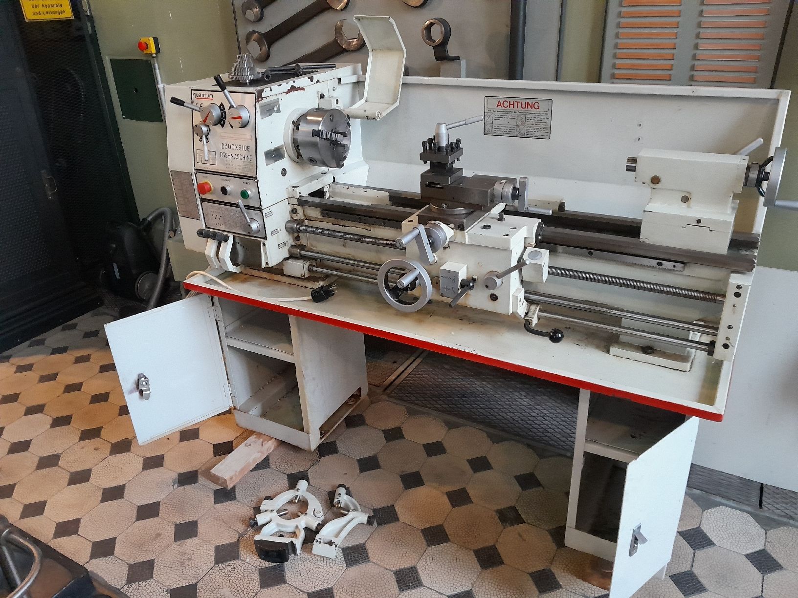 Alle Maschinen: Drehbank 300x910 – Gebraucht aus Lenzburg von val_ndw5 5