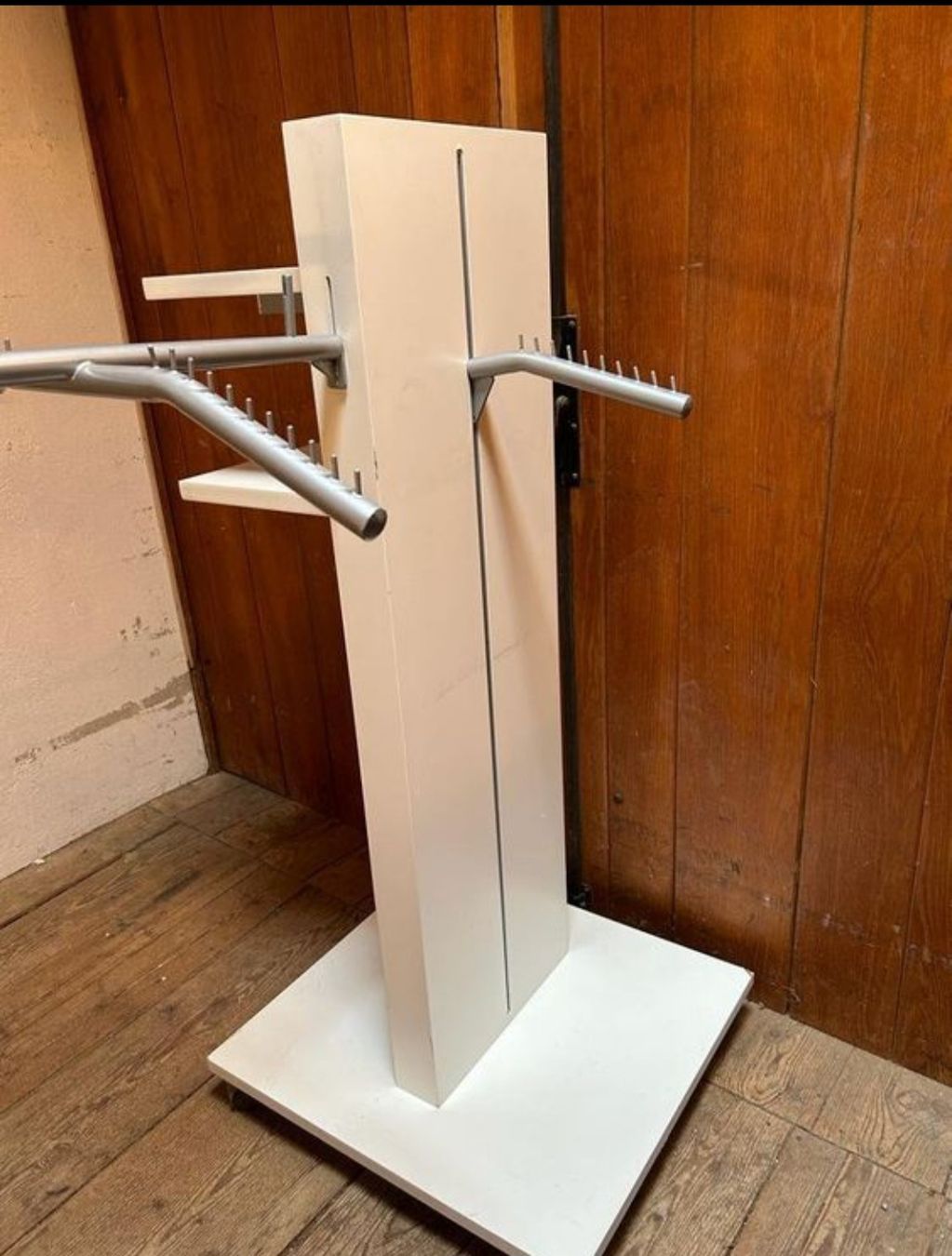 Altro in Decorazioni & Accessori: Verkaufsregal / Kleiderständer Geschäft, POS – Usato da Gwatt (Thun) venduto da umwelt-brocki 4