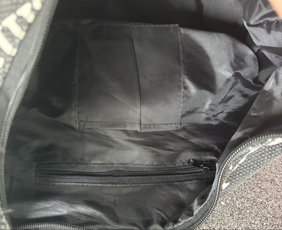 Borse: Coole New York Tasche – Usato da Hünenberg See venduto da spartakus02 3