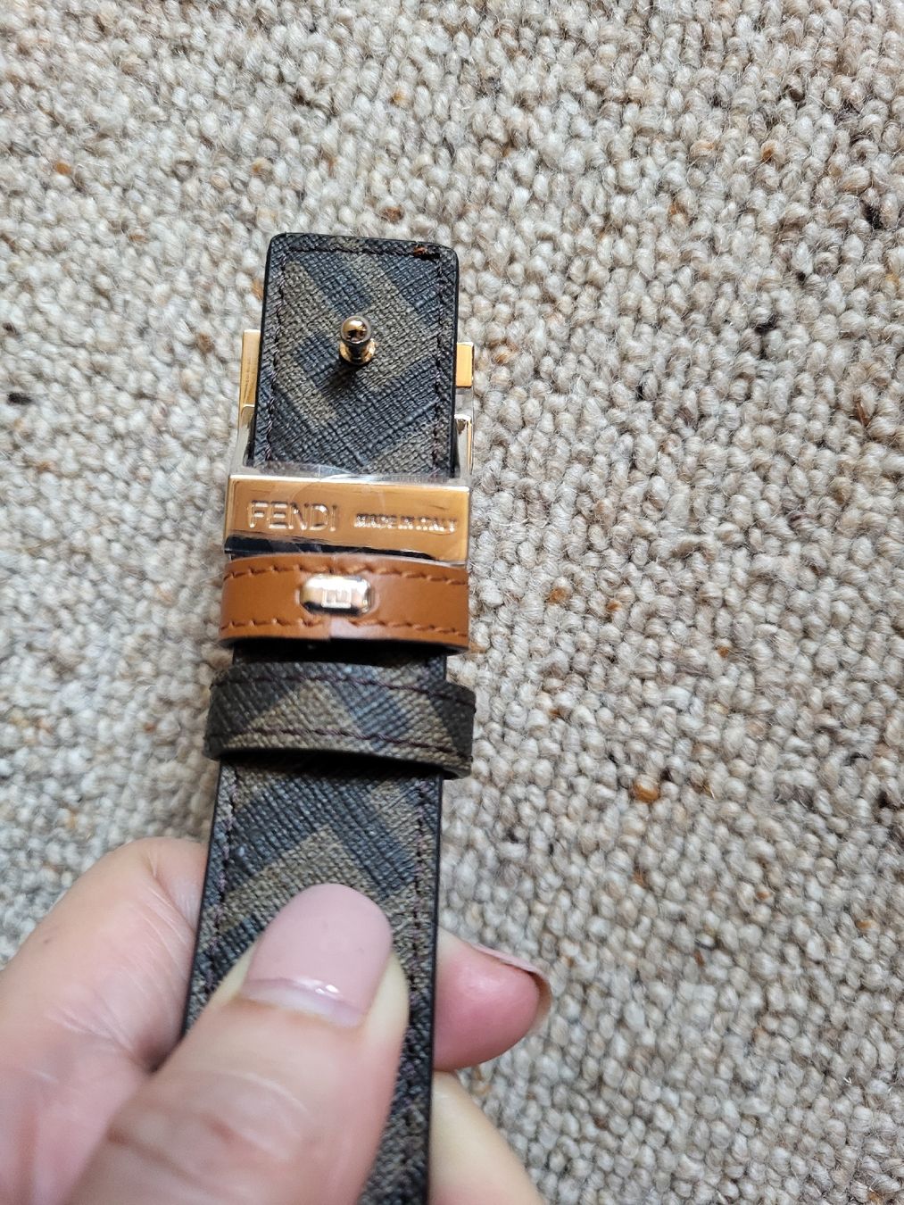 Fendi Cinture: Fendi FF Gürtel – Nuovo e nell'imballaggio originale da Zweisimmen venduto da Adorable 4