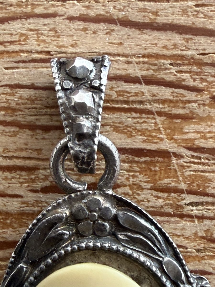 Ciondoli: Antiker Anhänger, Korb mit Blumen, Schmuck – Usato da Goldach venduto da Messerguru 2