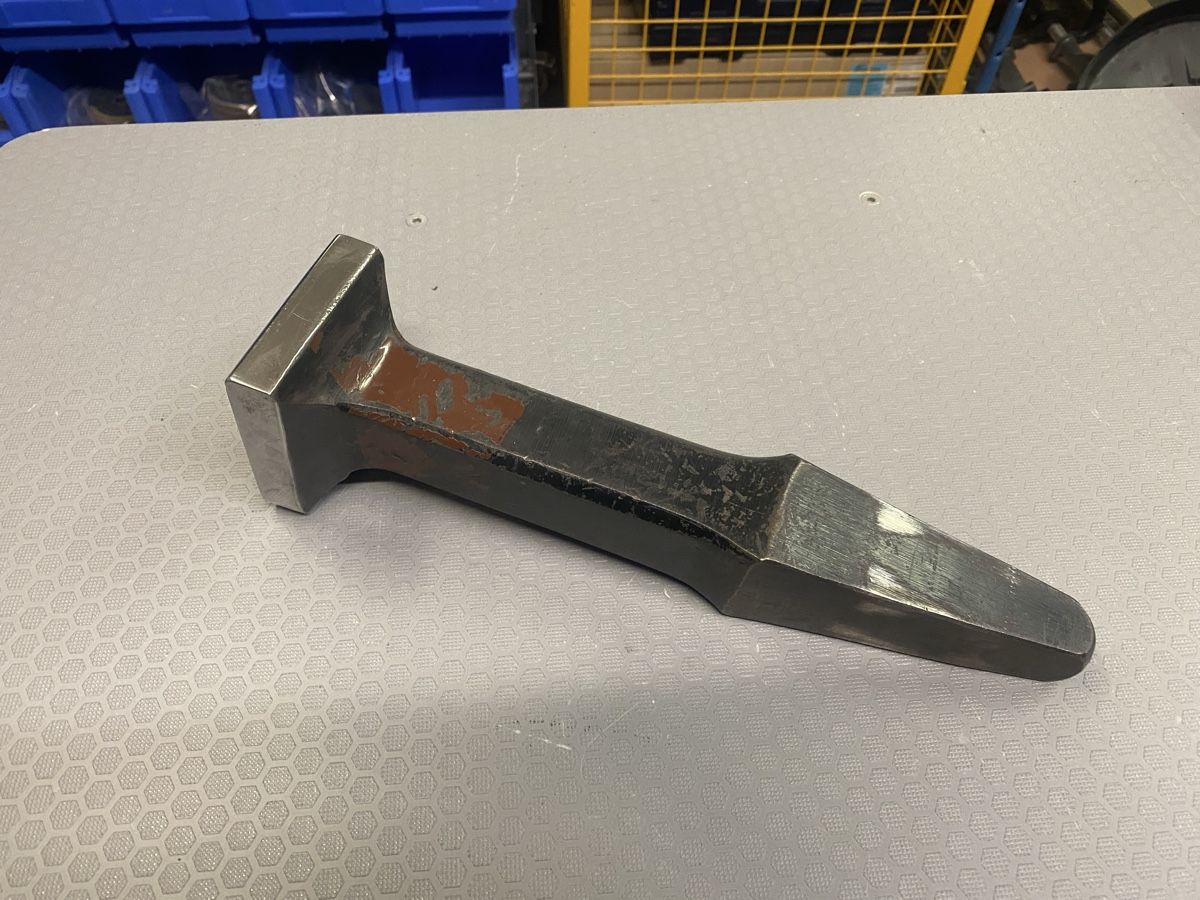 Attrezzi da lavoro: Spengler Amboss ab 1.- – Usato da Wabern venduto da HK-Design