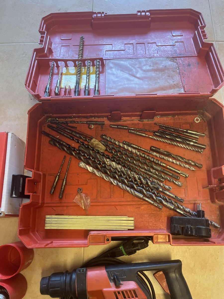 Hilti Bohrmaschinen: Hilti TE5 mit Staubsauger Aufsatz  – Gebraucht aus Neerach von fuz_8d7l 4