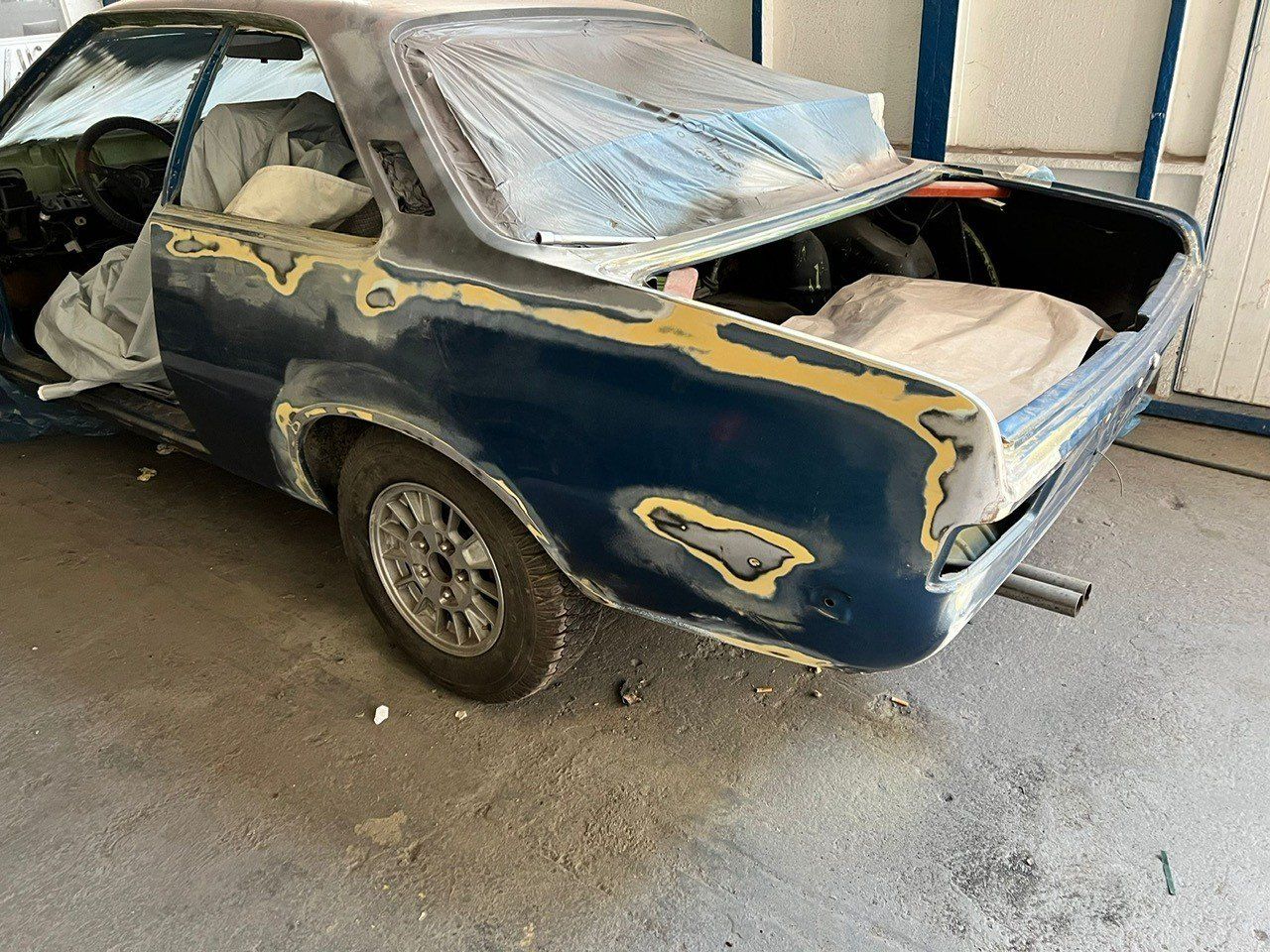 Opel Automobili: OPEL COMMODORE B GS/E COUPE 2,8 – Usato da Avenches venduto da BOOTTRANSPORTE 4