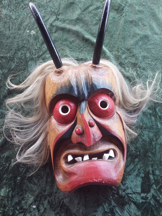 GROSSE TEUFELSMASKE | Kaufen auf Ricardo