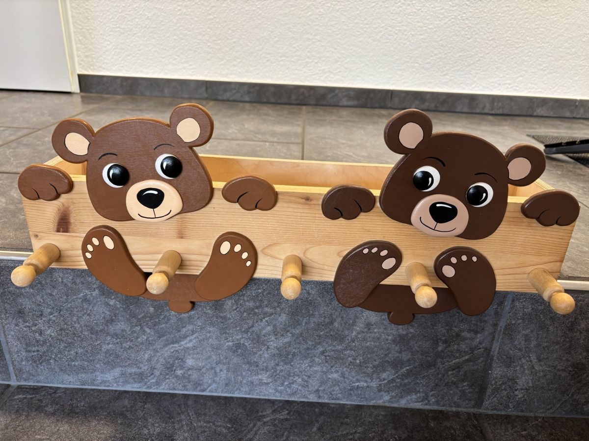 Garderobe: Kindergarderobe aus Holz – Gebraucht aus Staufen von arnicla 2