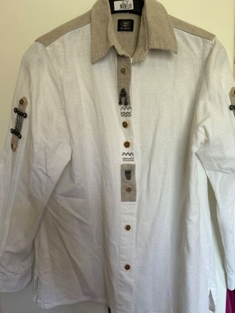 Trachtenbluse