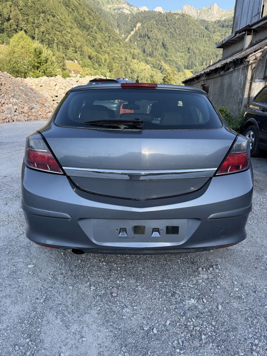 Opel Automobili: Opel Astra 1.9 Diesel B04 – Usato da Mollis venduto da BSL10 1