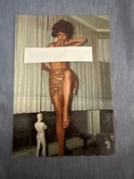 Alte Ansichtskarte Fotokarte Frau in Gold Vintage Zustand