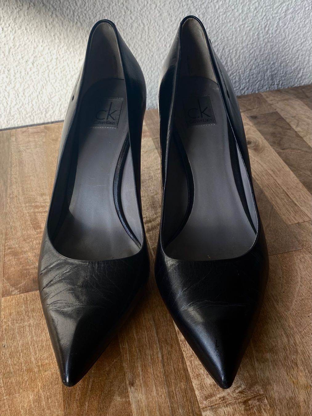 Calvin Klein Scarpe da donna: High Heels Calvin Klein Gr. 40 – Usato da Bern venduto da Arecibo07 5