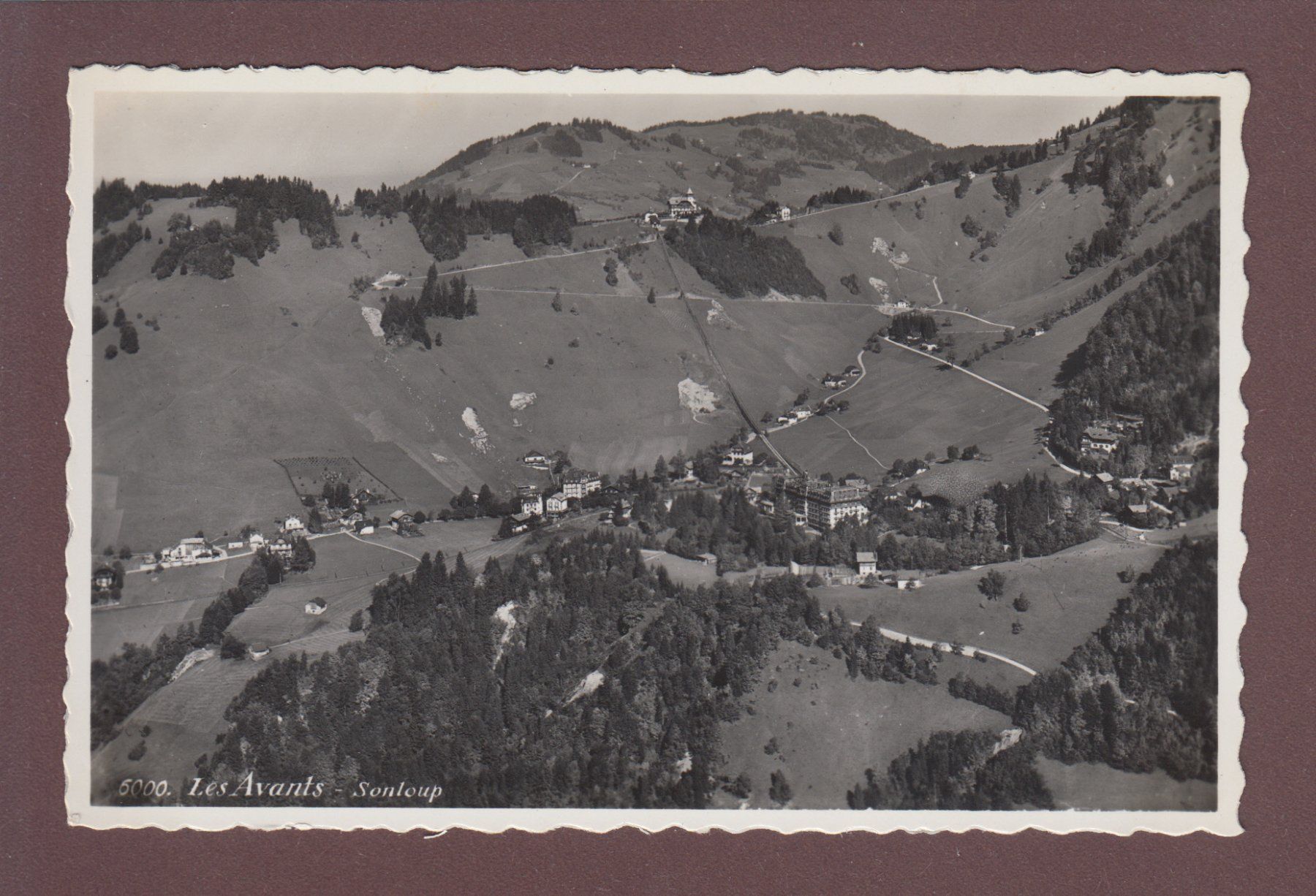 Cartoline postali: LES AVANTS - Sonloup – Usato da Pully venduto da nicecards