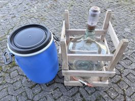 Mostflasche mit Fass