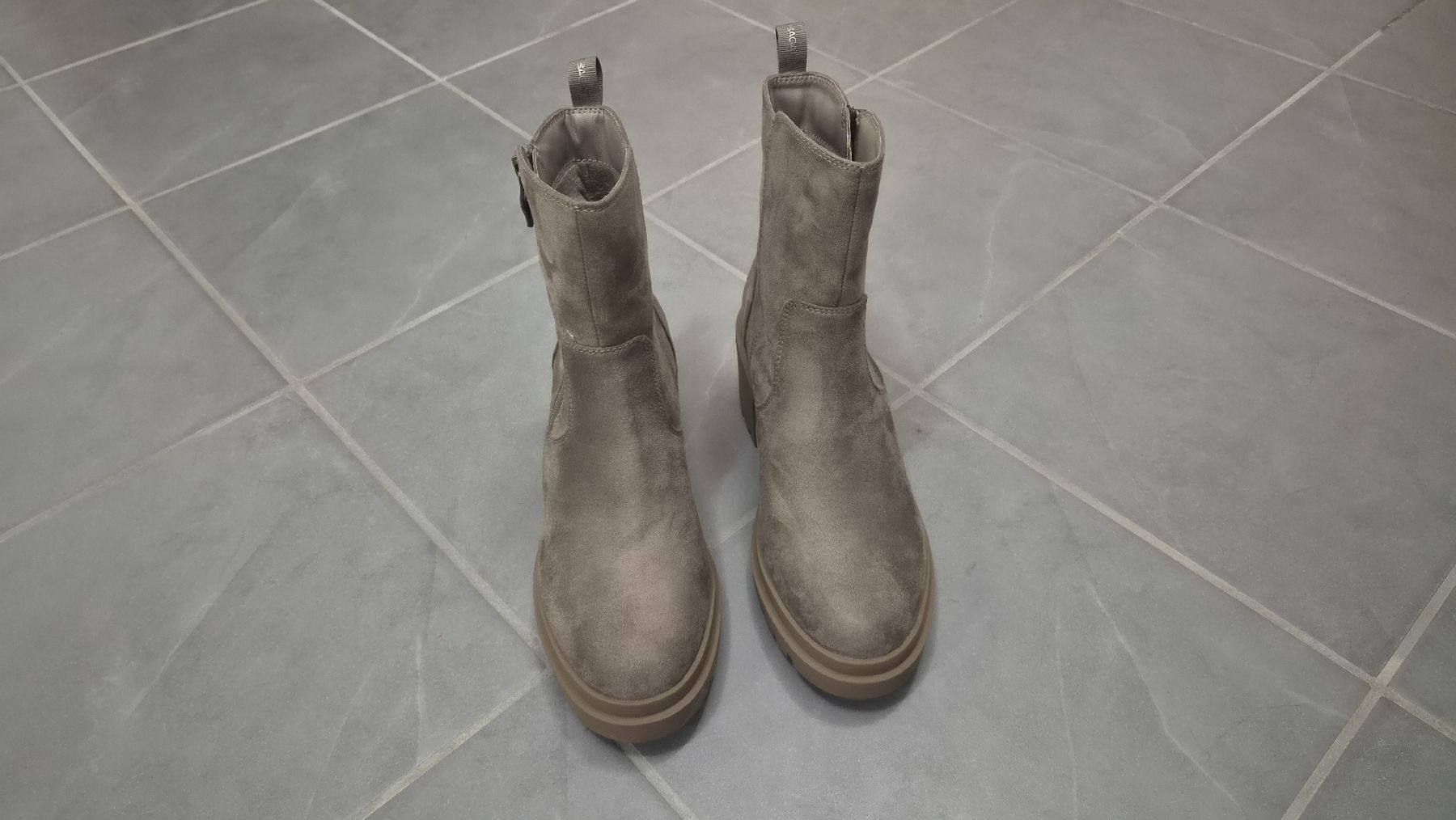 Bagatt Scarpe da donna: Stiefel BAGATT, 39 – Nuovo (secondo la descrizione) da Frasnacht venduto da MiraBelle79 1