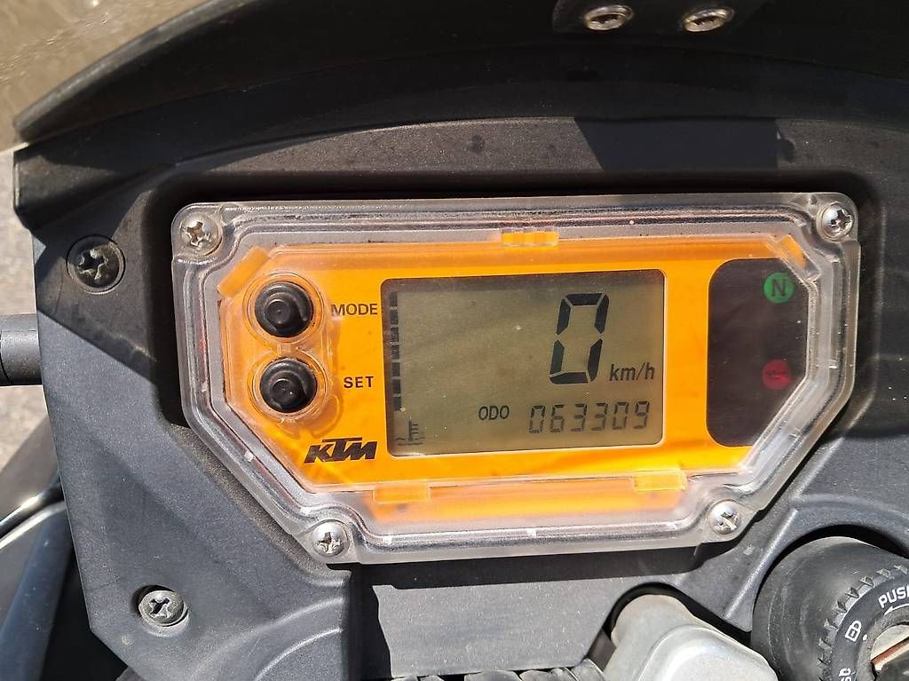 KTM Strada: KTM 950 Supermoto – Usato da Hallau venduto da Sugi22 4