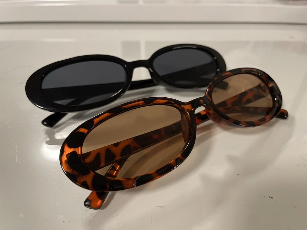 Lunettes & Verres: Sonnenbrillen Duo  – Neuf (Voir description) à St. Gallen par web_r57v