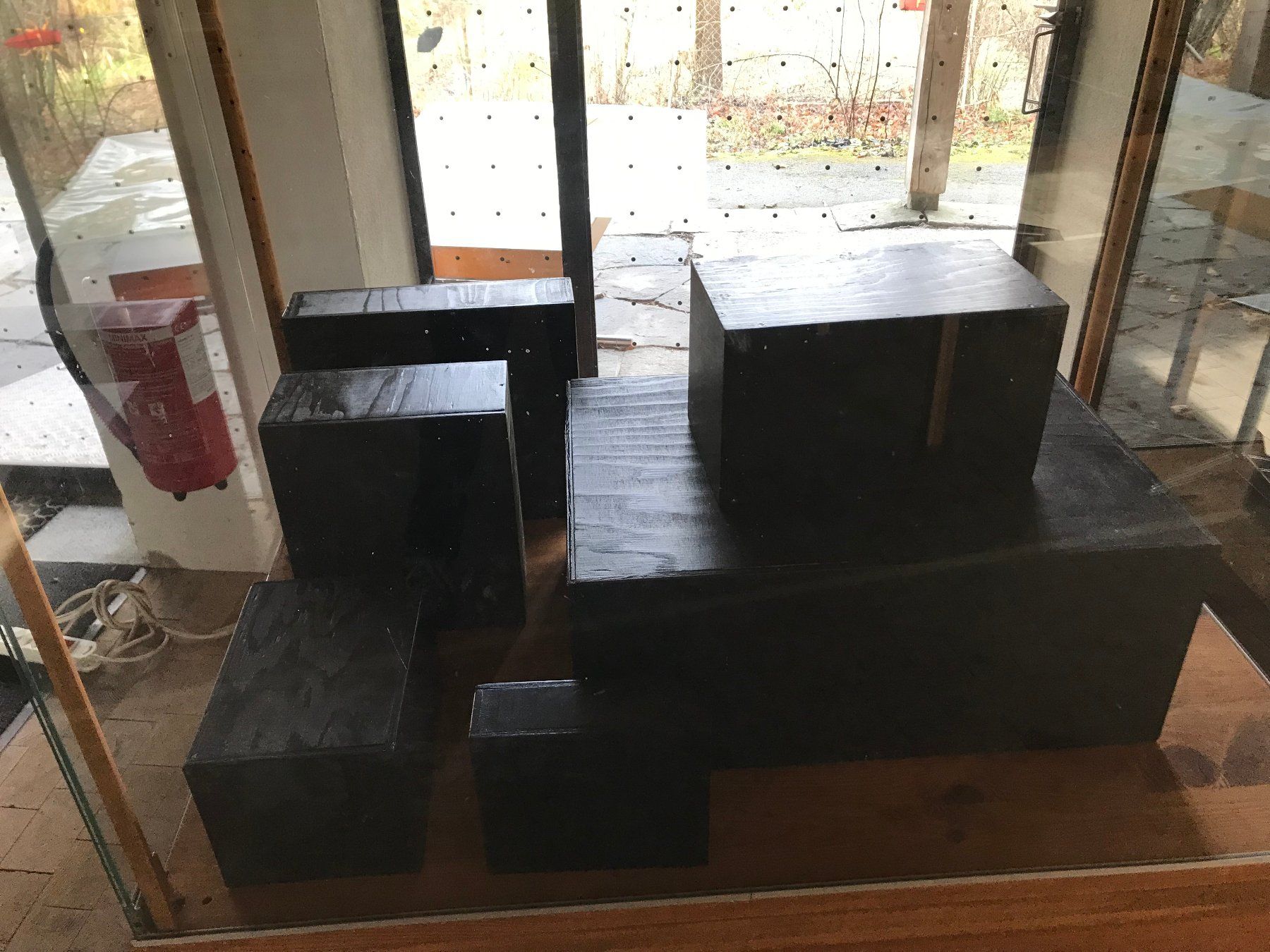 Vetrine: Grosse Vitrine, Holz/Glas – Usato da Bern venduto da lor_lc8z 4