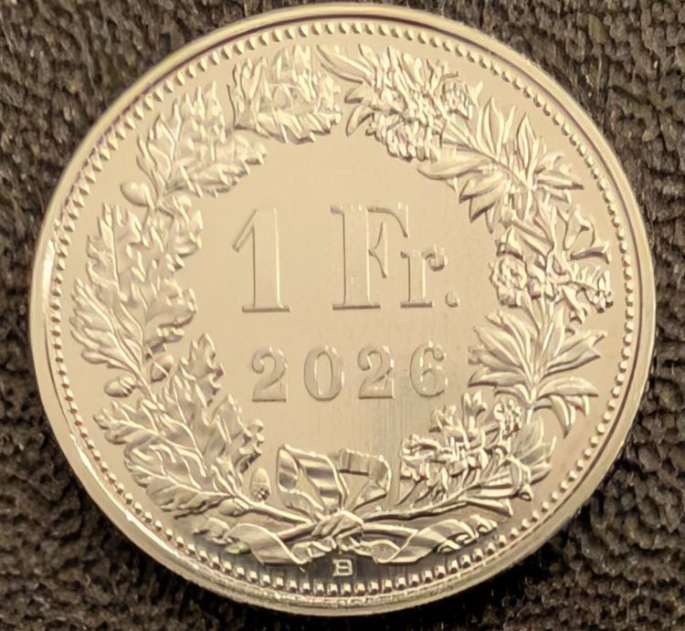 Tutti le monete: 1 Franken 2026 stgl. / aus Münzsatz – Nuovo (secondo la descrizione) da Arch venduto da coinsandmore