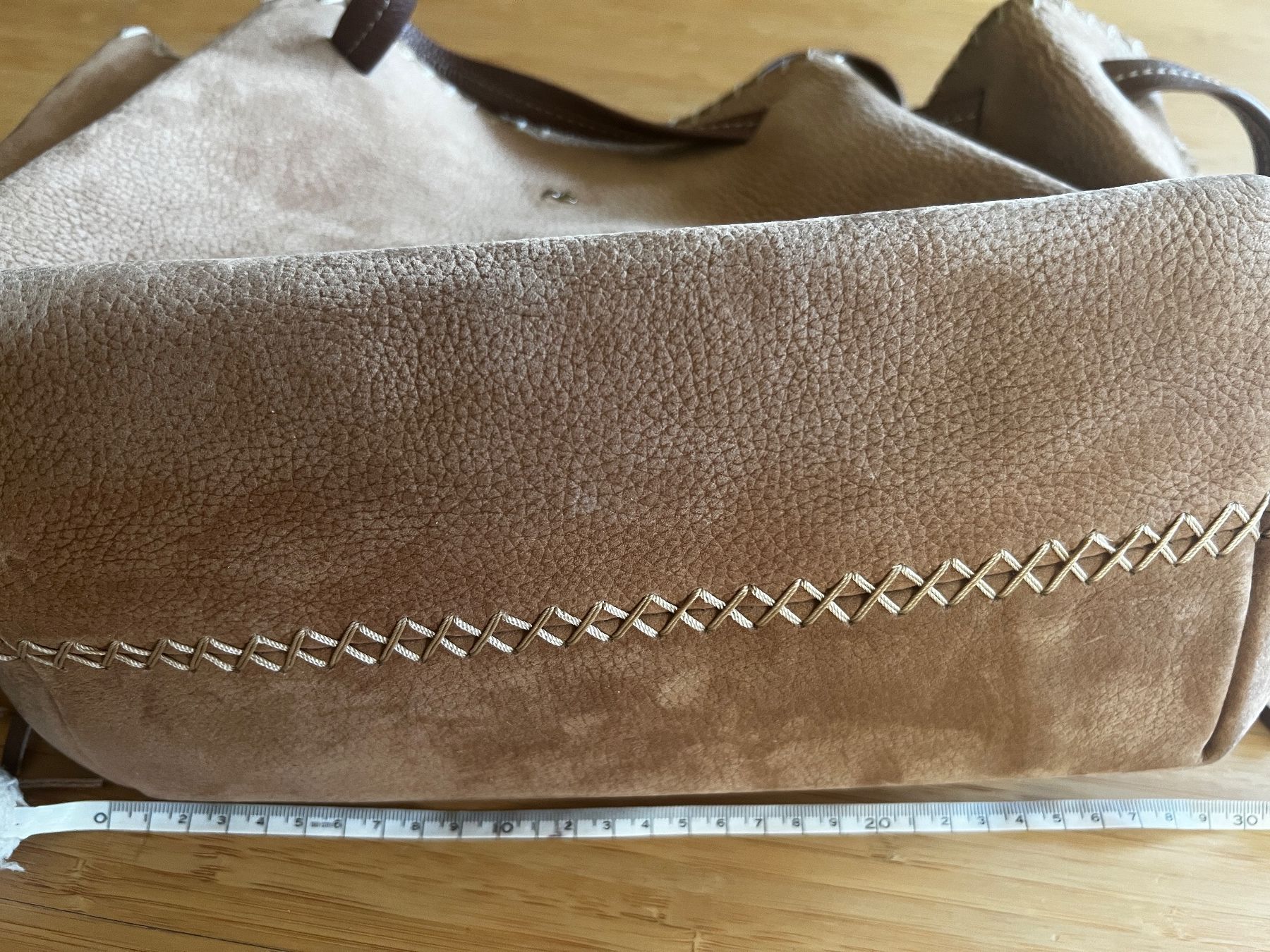 Borse da donna: Sac à main beige avec franges en cuir – Usato da Nyon venduto da ikel78 5