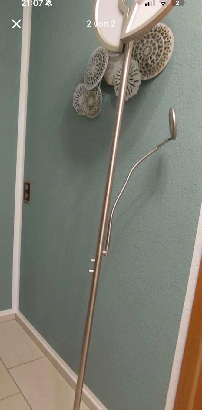 Pfister Lampade: Stehlampe LED – Usato da Reinach AG venduto da EVZug90