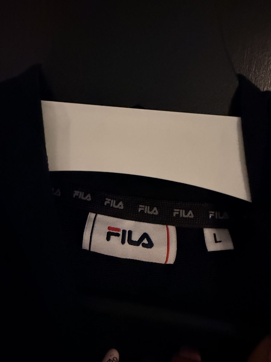 Fila T-Shirts: Shirt Gr. L – Neu (gemäss Beschreibung) aus Brunnen von ser_jhv7 2