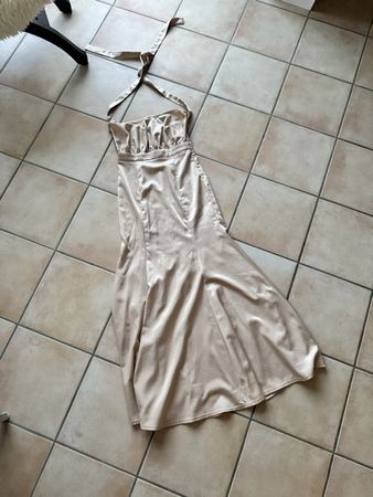Robe rose pale longue
