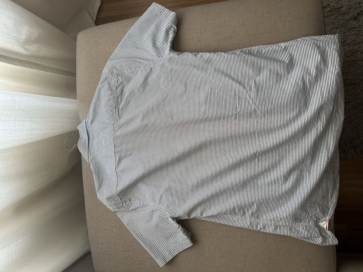 Tommy Hilfiger Hemden: Kurzarmhemd Tommy Hilfiger hellblau weiss gestreift – Gebraucht aus Zürich von equalizer87 2
