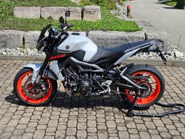 Yamaha MT-09 (2020), Top Zustant, 1. Hand, Frisch ab Service