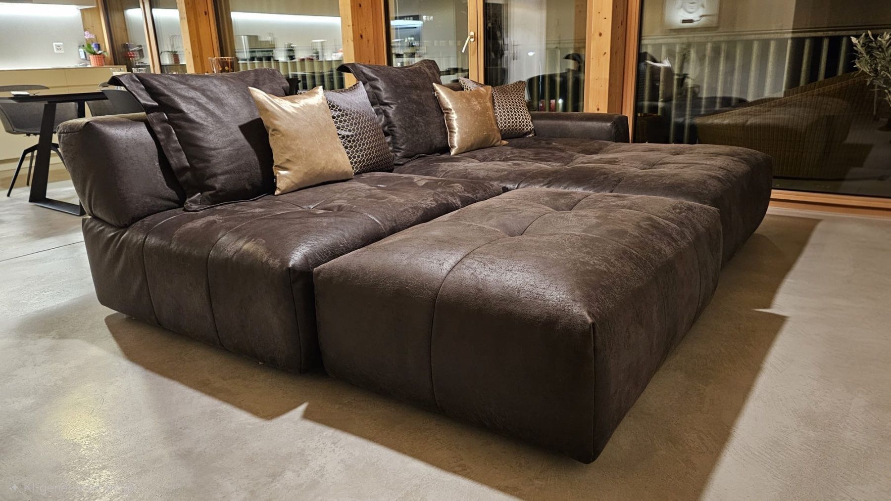 Pfister Sofas: Pfister Pensacola Wohnlandschaft / Ecksofa – Gebraucht aus Weggis von sal_b66k