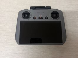 Fernbedienung DJI Modell RC grau neuwertiger Zustand