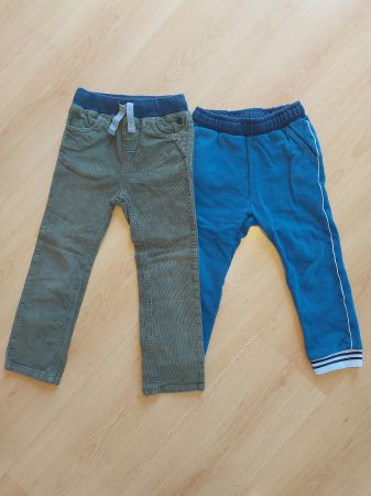 Lot de 2 pantalons Petit Bateau, taille 110 cm