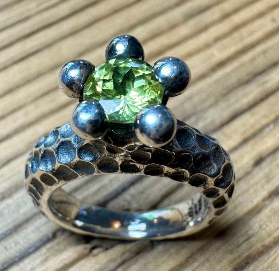 Anelli: Ring - Solitär mit Chrysoberyll - mit Zertifikat – Nuovo e nell'imballaggio originale da Jona venduto da Herzschmiede