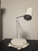 Arbeitsleuchte mit Ladefunktion, weiss.