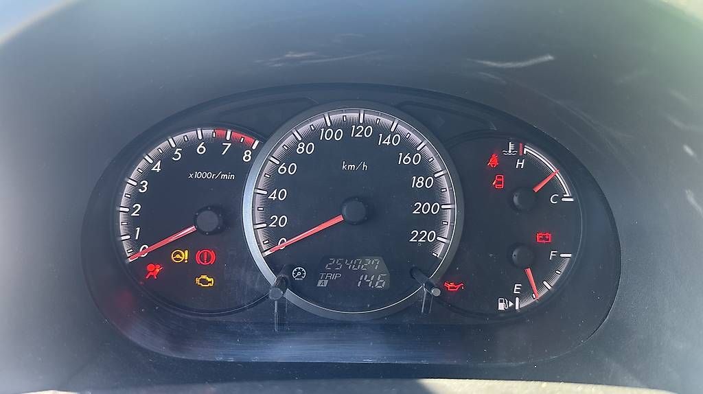 Automobili: Mazda 5  2.0l 7Plätzer – Usato da Merzligen venduto da Kima81 4