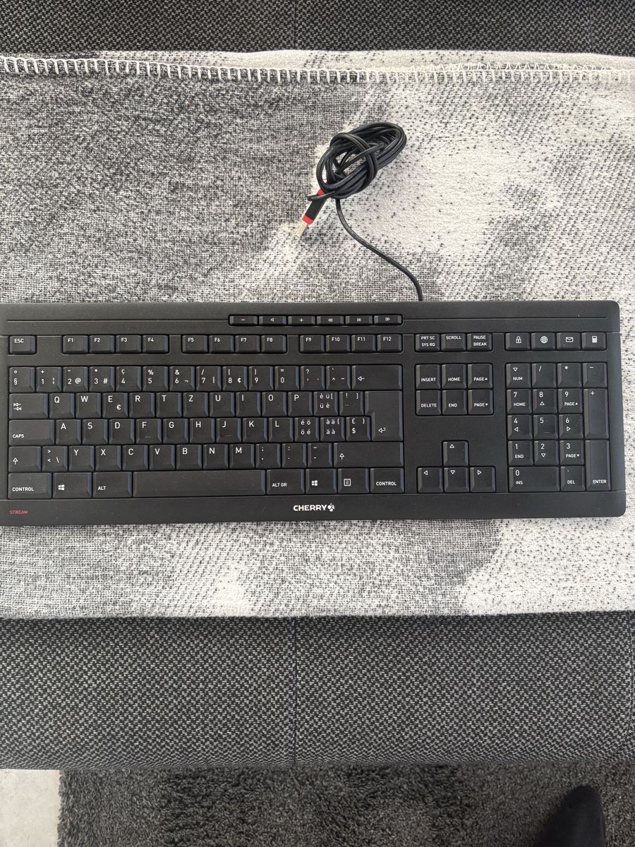 Tastiere: Computer Tastatur Cherry Stream Keyboard schwarz gebraucht – Usato da Widnau venduto da ste_2cxb