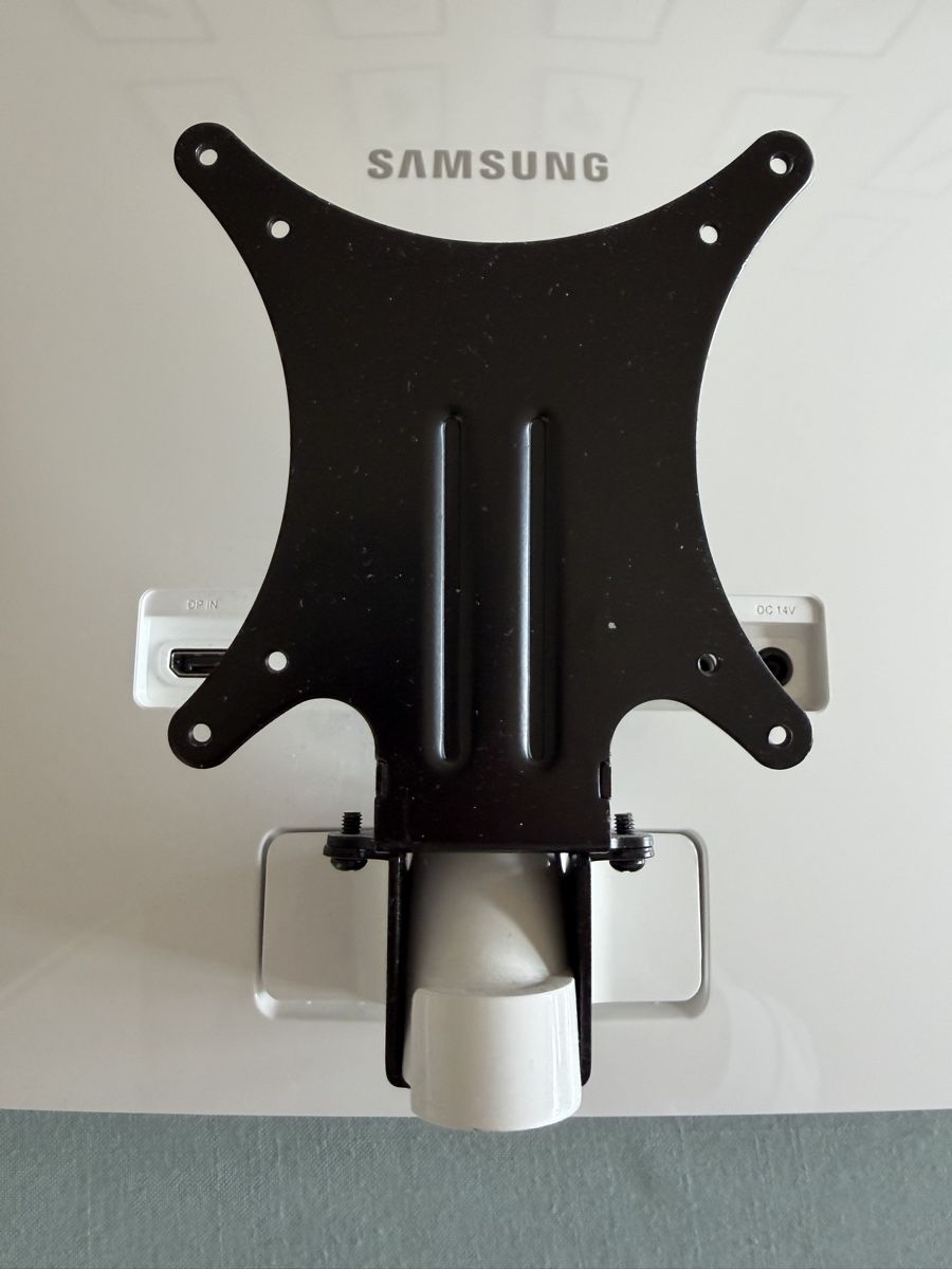 Samsung Monitor: Paire d’écrans Samsung – Usato da Neuchatel venduto da frp_ncm6 4