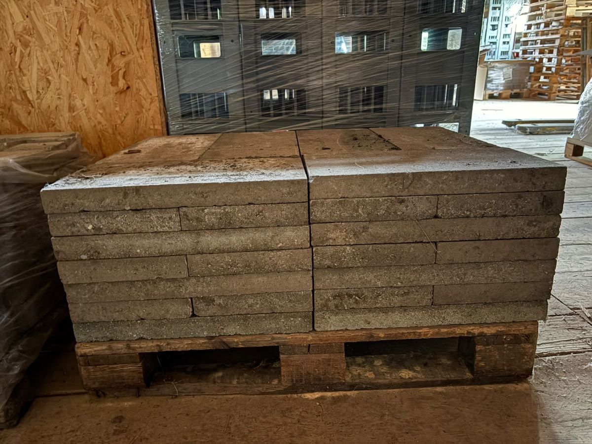 Bodenbeläge: Betonplatten 50/25/5 – Gebraucht aus Maienfeld von sonjarita01 2