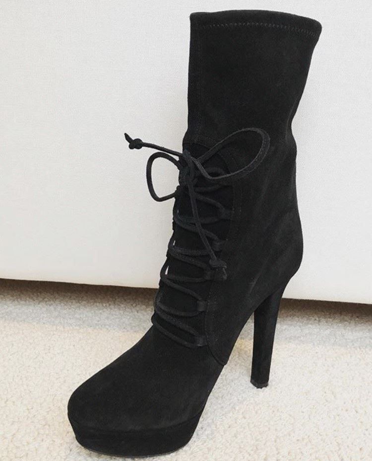 Miu Miu Scarpe da donna: Miu Miu LIMITED EDITION ankle boots – Usato da Dallenwil venduto da ZD2019