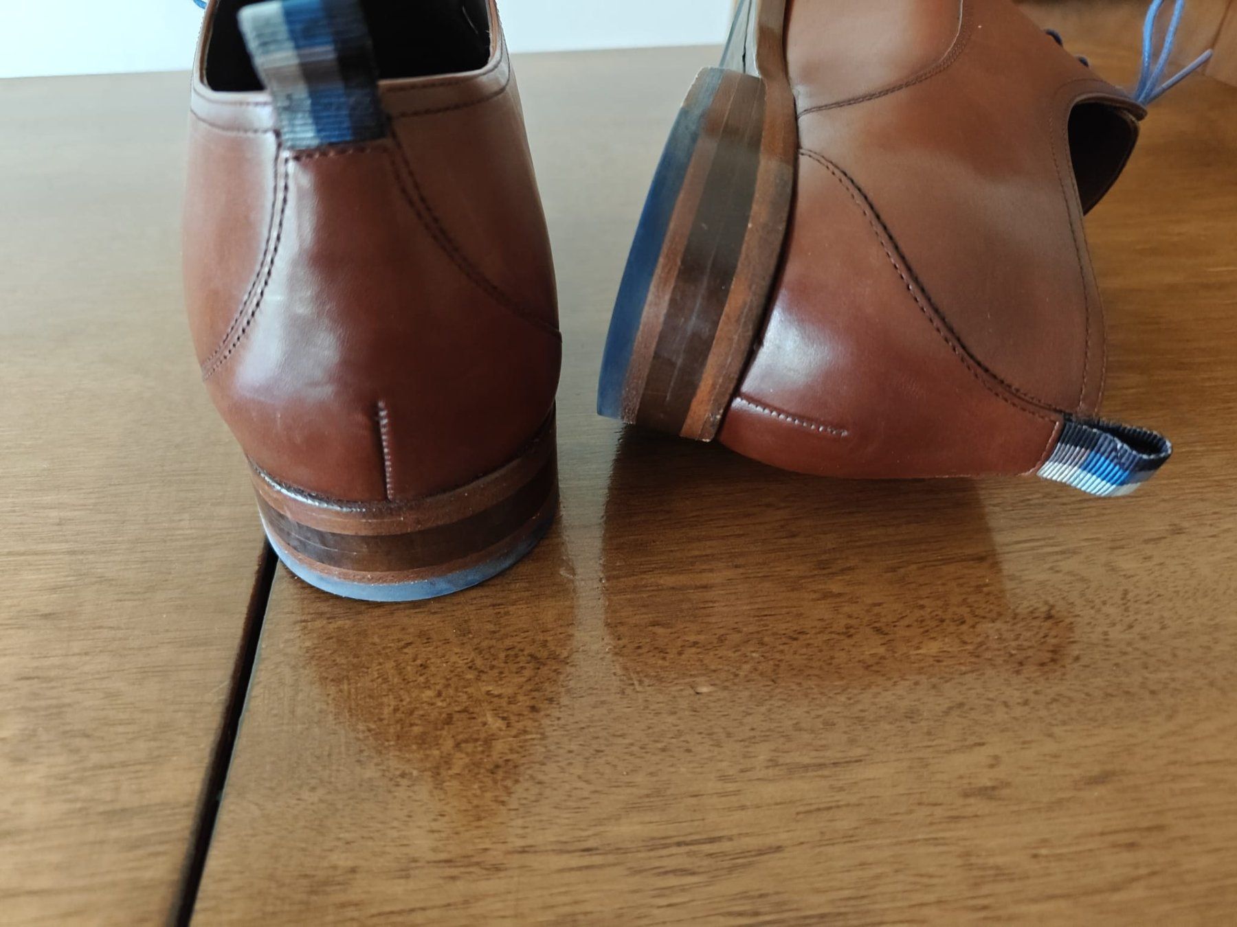 Scarpe da uomo: Chaussures/Schuhe  FLORIS VAN BOMMEL  Pointure/Grösse : 44 – Usato da Féchy venduto da piter1 2